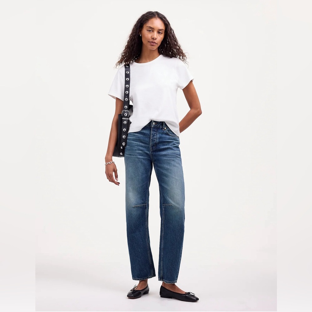 Madewell Darted Leg Barrel Jean in Irmo Wash - size 28